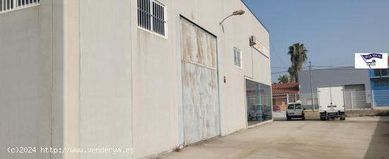 SE VENDE ESTUPENDA NAVE INDUSTRIAL CON EXPOSICION EN MURCIA - MURCIA