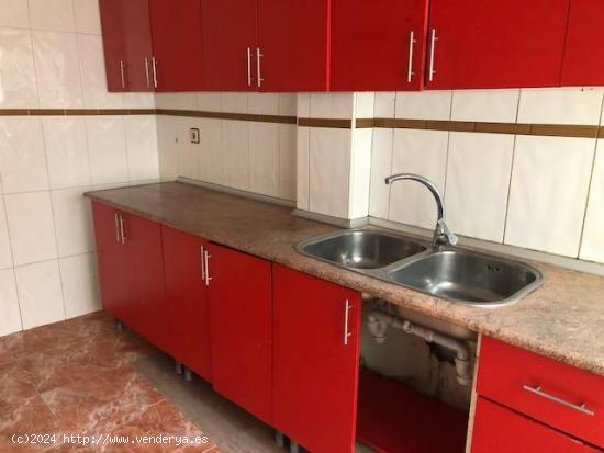 SE VENDE PISO EN CEUTI - MURCIA