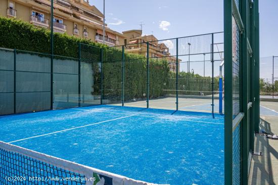 PISO DE 4 HABITACIONES, PARKING Y ZONAS COMUNITARIAS DE PISCINA Y ZONAS DEPORTIVAS EN S.RAPINYA. - B