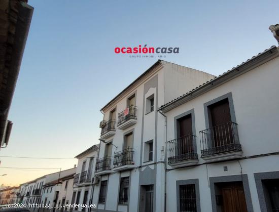 SE ALQUILA PISO EN ZONA SALESIANOS - CORDOBA