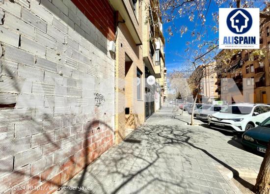 SE ALQUILA LOCAL COMERCIAL CON SALIDA DE HUMOS - ALTOZANO ALICANTE - ALICANTE