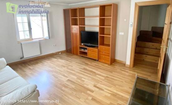  SE VENDE PISO EN CALLE ESTRECHA DE VILLIMAR. BURGOS - BURGOS 