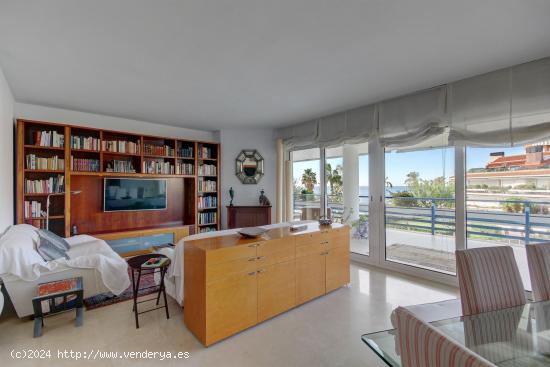 ÁTICO DÚPLEX EN VENTA EN SITGES - PARC DE MAR - BARCELONA