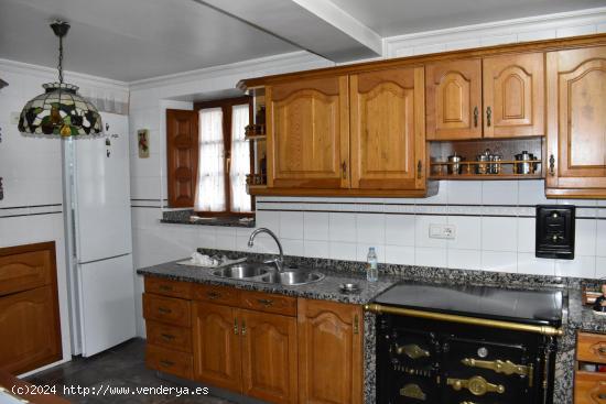 Venta de casa en Santiurde de Toranzo - CANTABRIA