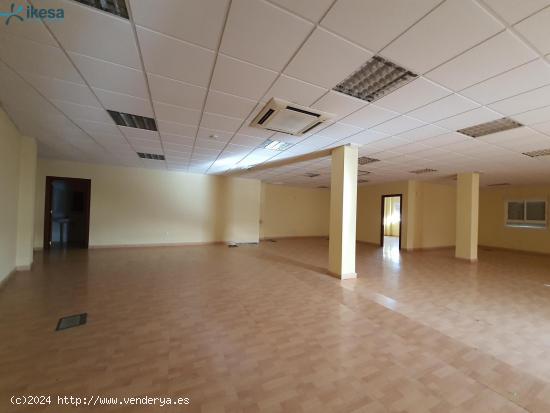 Venta de Local Comercial en Aljaraque - HUELVA