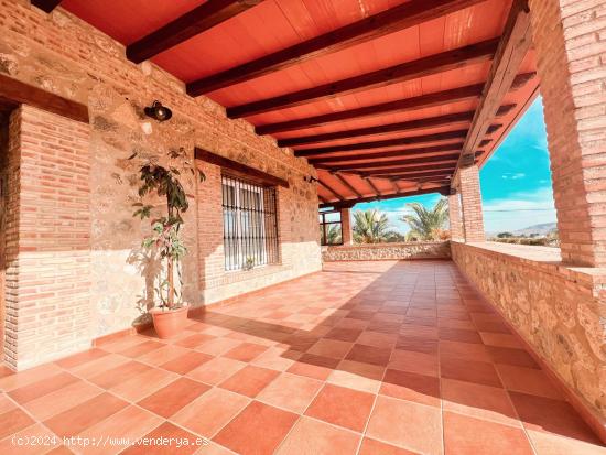 ESPECTACULAR CASA RUSTICA CORTIJO EN ASPE 13.000M2 - ALICANTE