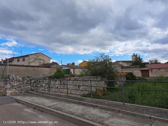 Parcela en venta en Fuentesaúco de Fuentidueña. Vallada. 196m².Ref.1948 - SEGOVIA