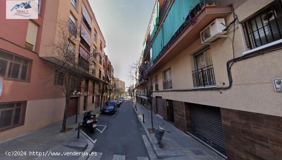 Venta piso en Santa Coloma de Gramenet (Barcelona) - BARCELONA