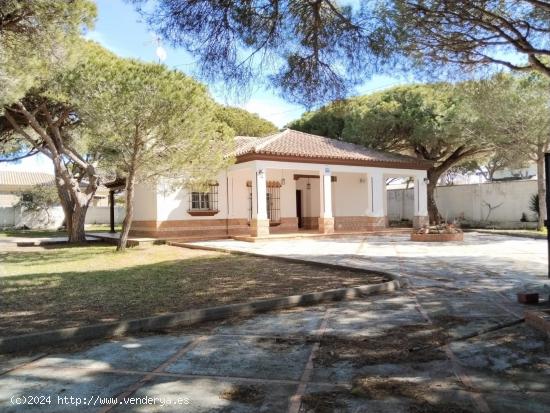 Chalet en La Barrosa - CADIZ