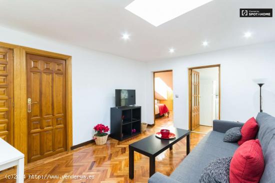 Único apartamento de 1 dormitorio con aire acondicionado en alquiler en Malasaña - MADRID