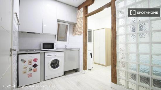 Apartamento de 1 habitación en alquiler en Malasaña, Madrid - MADRID