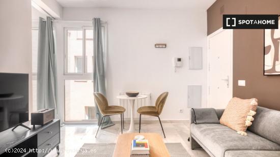 Piso de 1 dormitorio en alquiler en Madrid MAD-55 - MADRID