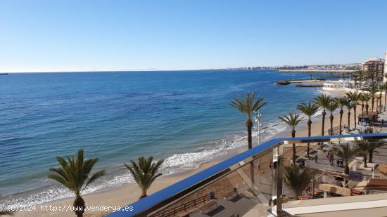 Ático único en Playa del Cura con 2 dormitorios y vistas panorámicas al mar - ALICANTE