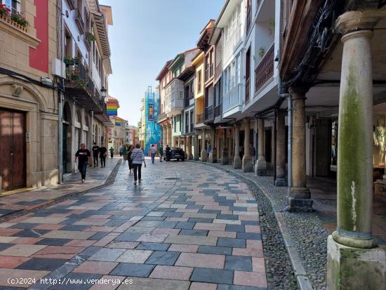 Edificio Casco histórico Aviles con proyecto y licencia para apartamentos turisticos - ASTURIAS