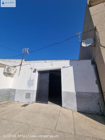 Nave en venta en Barriada El Portal - CADIZ