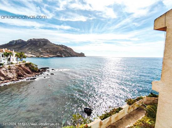 DÚPLEX EN PRIMERA LÍNEA DE MAR - MURCIA