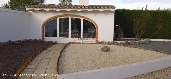 Chalet en venta en Llutxent - VALENCIA