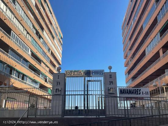 Apartamento en primera línea de playa con vistas al mar y salida directamente a la arena - ALICANTE