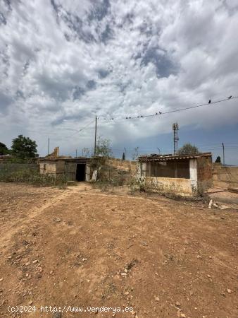 TERRENO AGRÍCOLA CON CASA DE CAMPO PARA REFORMAR EN ARENAL, CERCA DE PALMA - BALEARES