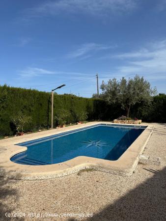 ENCANTO HISTÓRICO Y CONFORT MODERNO: FINCA RENOVADA EN LLORET DE VISTA ALEGRE, INCA - BALEARES