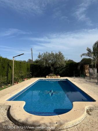 ENCANTO HISTÓRICO Y CONFORT MODERNO: FINCA RENOVADA EN LLORET DE VISTA ALEGRE, INCA - BALEARES