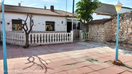 Casa-Chalet en Venta en Valdestillas Valladolid