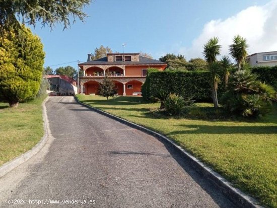 Magnífica casa / chalet independiente en zona idílica de Vilagarcía de Arosa