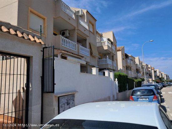 Piso en Venta en Torrelamata Alicante