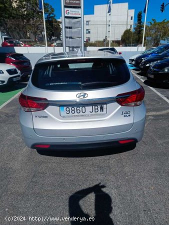  Hyundai i40cw ( 1.7CRDI Bluedrive Tecno )  - Madrid 