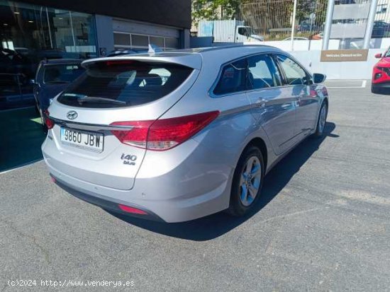 Hyundai i40cw ( 1.7CRDI Bluedrive Tecno )  - Madrid