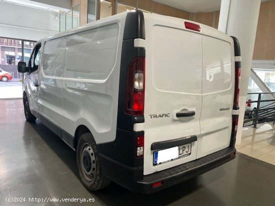 Renault Trafic Furgón 29 L2H1 dCi 120cv - GARANTIA MECANICA - Barcelona