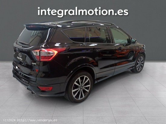 Ford Kuga 1.5 EcoBoost 110kW 4x2 ST-Line - Lugo