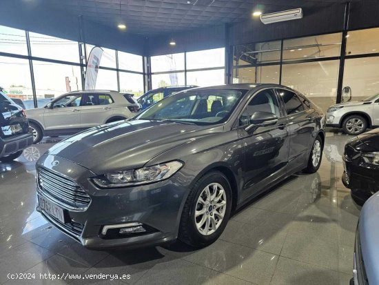 Ford Mondeo 5p 1.5 TDCi - Lugo