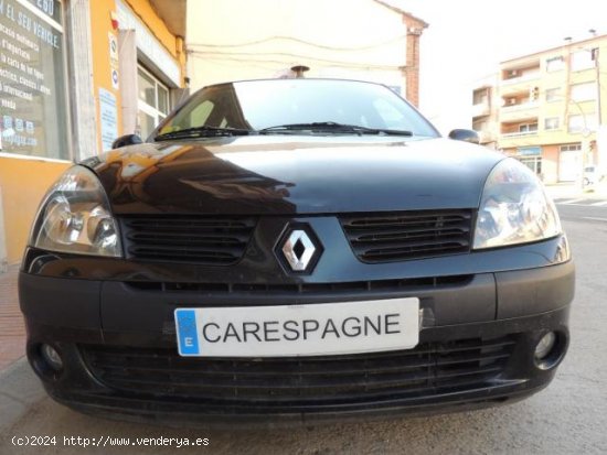 RENAULT Clio en venta en AlcarrÃ s (Lleida) - AlcarrÃ s