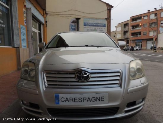 TOYOTA Avensis en venta en AlcarrÃ s (Lleida) - AlcarrÃ s