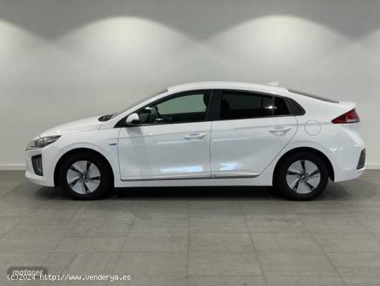 Hyundai Ioniq 1.6 GDI Klass de 2020 con 36.500 Km por 20.500 EUR. en Barcelona