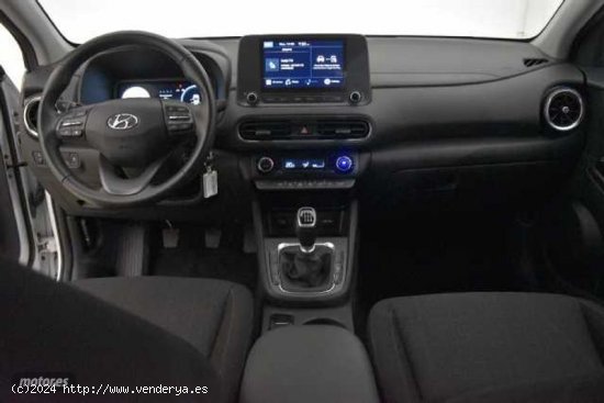 Hyundai Kona 1.0 TGDI Maxx 4x2 de 2023 con 10.403 Km por 20.490 EUR. en Cadiz