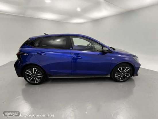 Hyundai i20 1.2 MPI Nline 30 Aniversario de 2023 con 11.300 Km por 18.200 EUR. en Barcelona