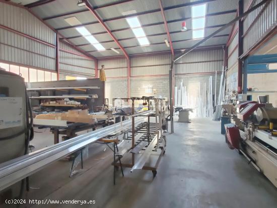 SEW VENDE NAVE INDUSTRIAL EN BUEN ESTADO EN ASPE - ALICANTE