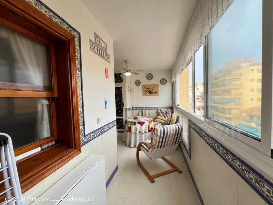 Apartamento reformado de 3 dormitorios a 150m de la playa - ALICANTE