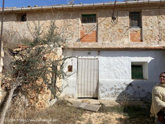 CASA CUEVA PARA PEQUEÑA REFORMA - MURCIA