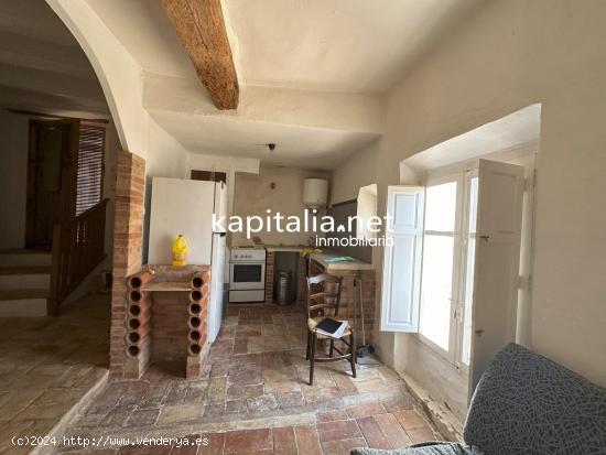 CASA A LA VENTA EN BOCAIRENT - VALENCIA