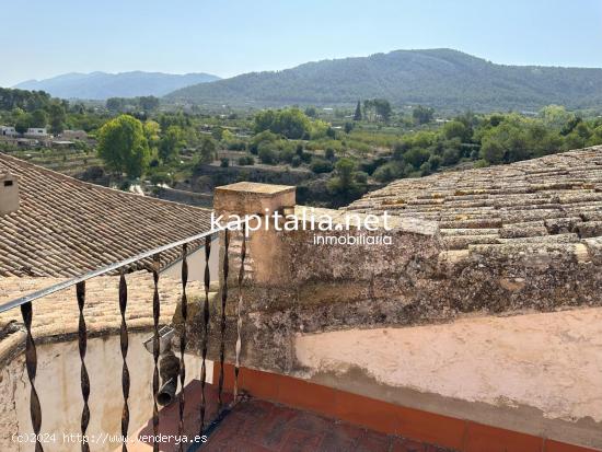 CASA A LA VENTA EN BOCAIRENT - VALENCIA