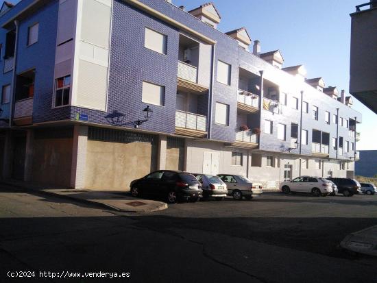  PLAZA DE PARKING EN LA VIRGEN  DEL CAMINO - LEON 