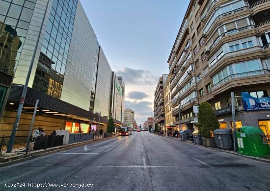 Gran local junto a Maisonnave  y El Corte Inglés - ALICANTE