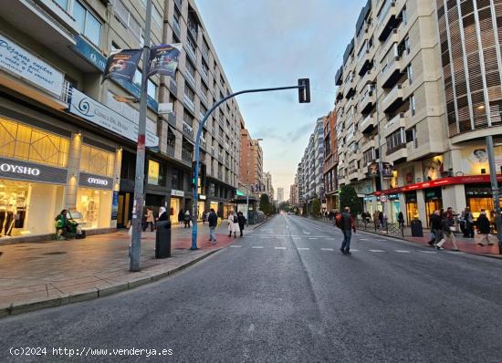 Gran local junto a Maisonnave  y El Corte Inglés - ALICANTE