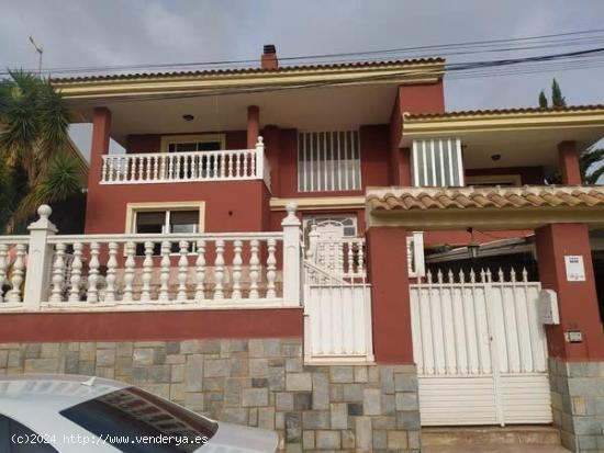 SE VENDE CHALET EN URBANIZACION EL COTO (LA TORRES DE COTILLAS) - MURCIA