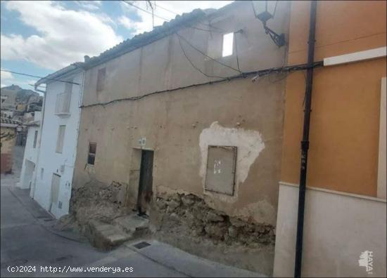  TERRENO URBANO TIPO SOLAR EN JIJONA - ALICANTE 