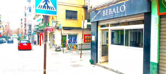 BAR HACIENDO ESQUINA MUY SOLEADO Y CON MUCHA DEMANDA EN PLAZA DE TOROS,OPORTUNIDAD ÚNICA EN LA ZONA