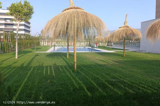 ¿Quieres estrenar un espectacular bajo con una terraza enorme en la zona nueva de Hipercor? - CORDO